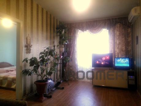 Offer my 2 bedroom holiday apartment in the center of Feodos