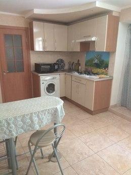 Rent a house not far from the sea, Odessa - apartment by the day