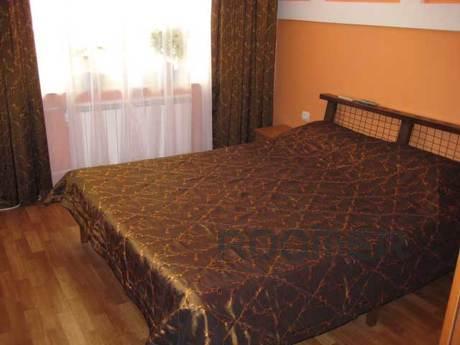 2-storey cottage. Two 1-rooms. numbers, Alushta - apartment by the day