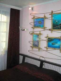 2-storey cottage. Two 1-rooms. numbers, Alushta - apartment by the day
