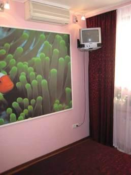 2-storey cottage. Two 1-rooms. numbers, Alushta - apartment by the day