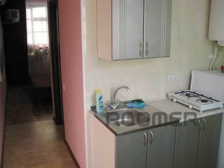 2-storey cottage. Two 1-rooms. numbers, Alushta - apartment by the day