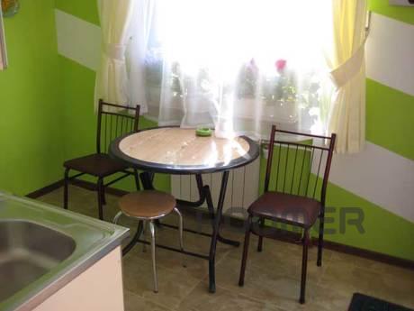 2-storey cottage. Two 1-rooms. numbers, Alushta - apartment by the day