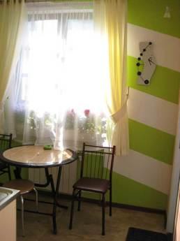 2-storey cottage. Two 1-rooms. numbers, Alushta - apartment by the day