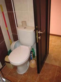 2-storey cottage. Two 1-rooms. numbers, Alushta - apartment by the day