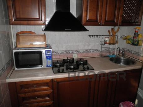 2 bedroom near the sea on Lenina, Alushta - apartment by the day