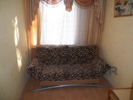 2 bedroom near the sea on Lenina, Alushta - apartment by the day