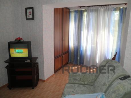 2-bedroom apartment near the sea, Alushta - apartment by the day