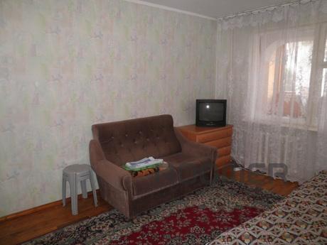 Odnushka near the center, Alushta - apartment by the day