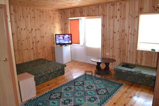 Rooms at 5 minutes from the sea!, Sudak - apartment by the day