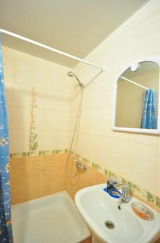 Rooms at the 400 meters from the sea, Sudak - apartment by the day