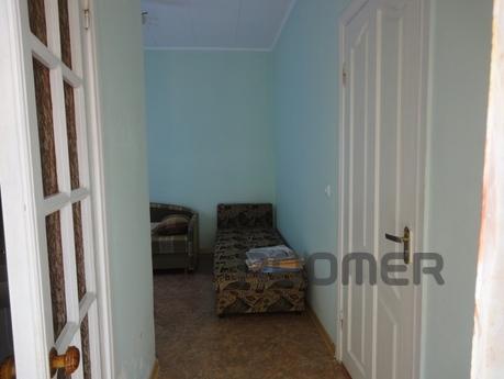 Rooms at the 400 meters from the sea, Sudak - apartment by the day