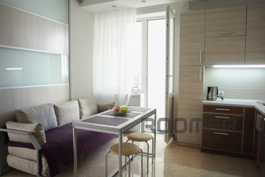 apartment with renovation near the sea, Sevastopol - apartment by the day