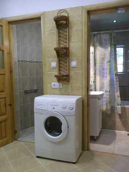 Cozy home in 3 minutes from the sea, Alushta - apartment by the day