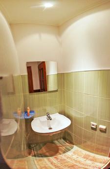 Not expensive and quality accommodation, Odessa - apartment by the day