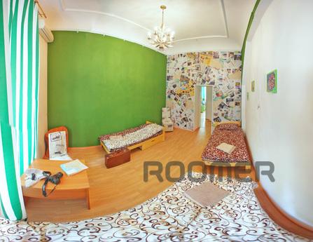 Not expensive and quality accommodation, Odessa - apartment by the day