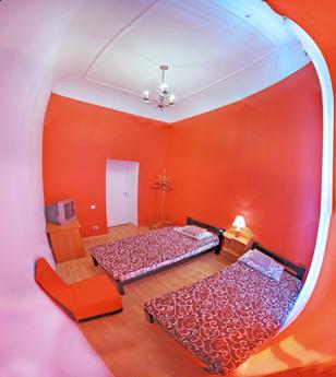 Not expensive and quality accommodation, Odessa - apartment by the day