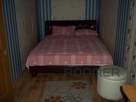 Living room + bedroom studio on the street. Trinity corner o