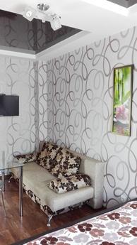 Rent a room for 2-3-4 Suite, Yevpatoriya - apartment by the day