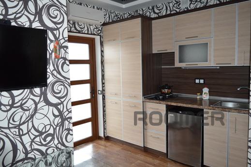 Rent a room for 2-3-4 Suite, Yevpatoriya - apartment by the day
