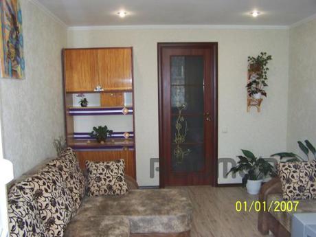 Rent 3 edzh 600m from the sea, Alushta - apartment by the day