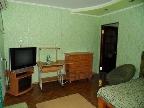 Rent a house in Yalta, Yevpatoriya - apartment by the day
