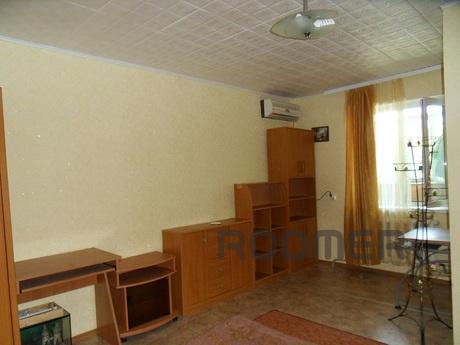 Rent a house in Yalta, Yevpatoriya - apartment by the day