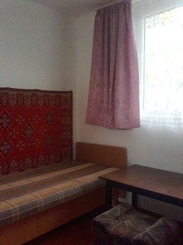 Недорогой отдых в Межводном (Крым), Черноморское - квартира посуточно