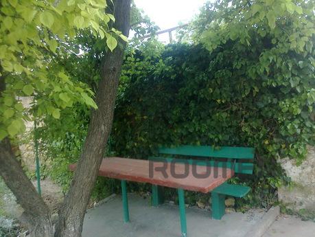 Недорогой отдых в Межводном (Крым), Черноморское - квартира посуточно