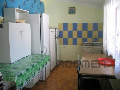Недорогой отдых в Межводном (Крым), Черноморское - квартира посуточно