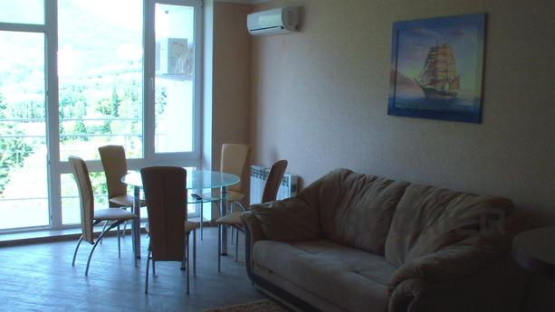 2 BR, Suite 50m from the sea in Partenit, Alushta - apartment by the day