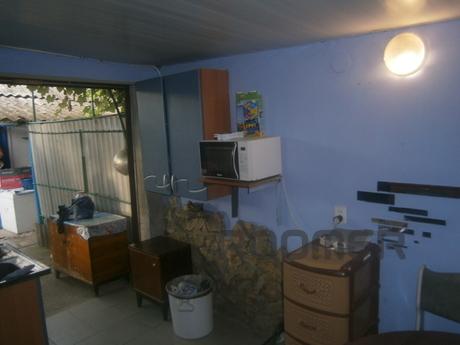 Rent one room in the sector chyasnom, Feodosia - apartment by the day