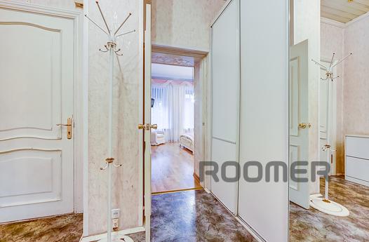 Spacious apartment with Jacuzzi in Dvort, Saint Petersburg - apartment by the day