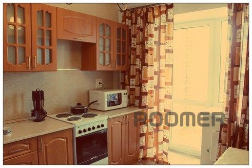 DAILY 1-KM FOR SALE IN THE HOUSE, Yekaterinburg - apartment by the day