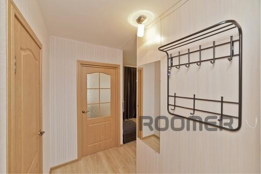 1-km apartment with renovated, Yekaterinburg - apartment by the day