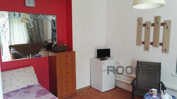 House by the sea and pine, Sudak - apartment by the day