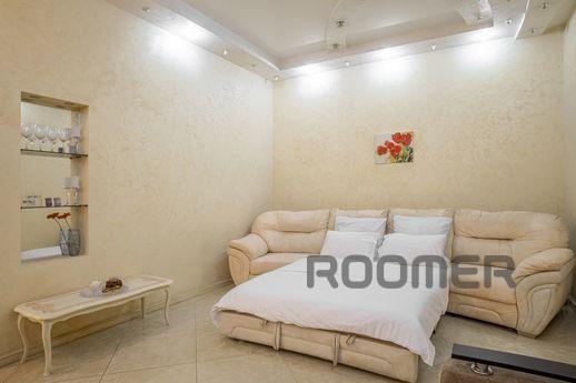 1 kv in the very center of Sevastopol, Sevastopol - apartment by the day