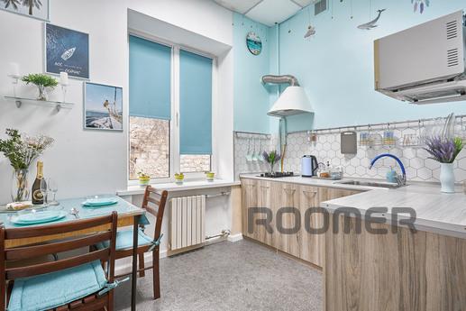 1 kv in the very center of Sevastopol, Sevastopol - apartment by the day