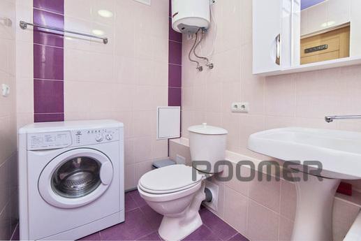 Comfortable and spacious apartment in th, Yekaterinburg - apartment by the day