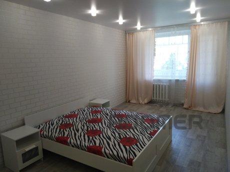 Сдам квартиру в отличном состоянии, Ульяновск - квартира посуточно