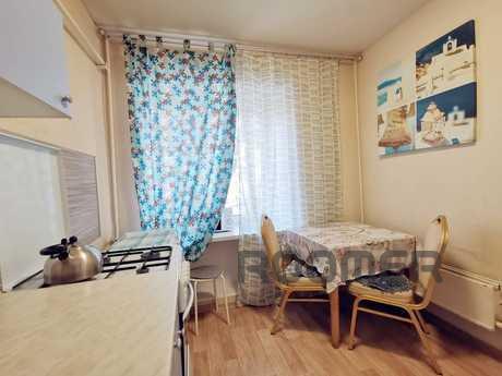 1-room apartment near Reatsentr, Samara - apartment by the day