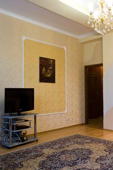5 min Yalta Sea, Yalta - apartment by the day