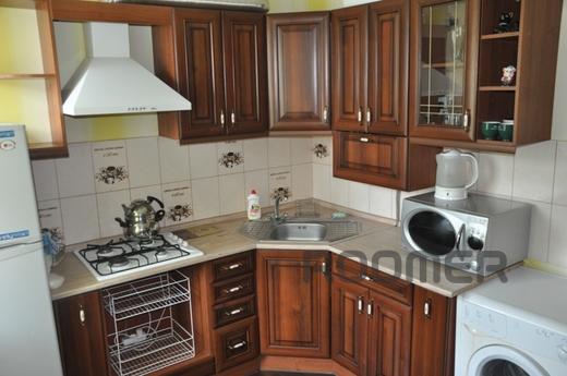One bedroom apartment in the center, Poltava - apartment by the day