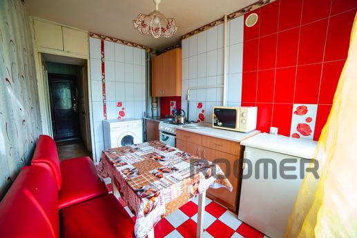 3 bedroom on Slobozhanskiy, Dnipro (Dnipropetrovsk) - apartment by the day