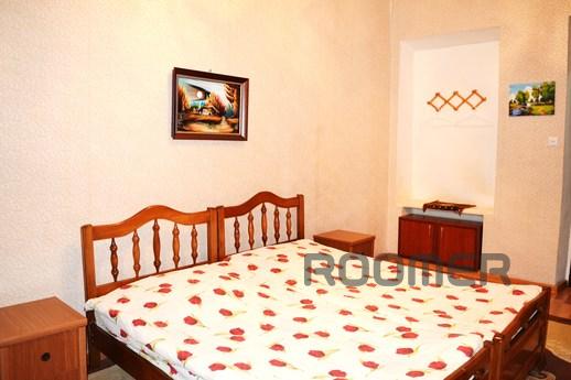 1 - bedroom in the center of Tbilisi., Tbilisi - apartment by the day