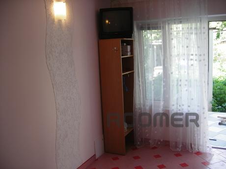 Rooms for rent, Feodosia - apartment by the day