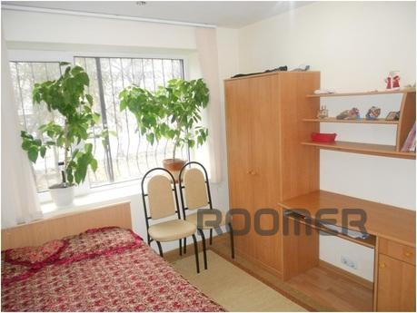 The apartment has independent heating, air conditioning, TV 