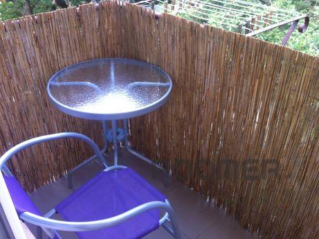Studio apartment in Kastropol!, Yalta - apartment by the day