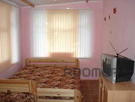 Detached house in Kastropol!, Yalta - apartment by the day
