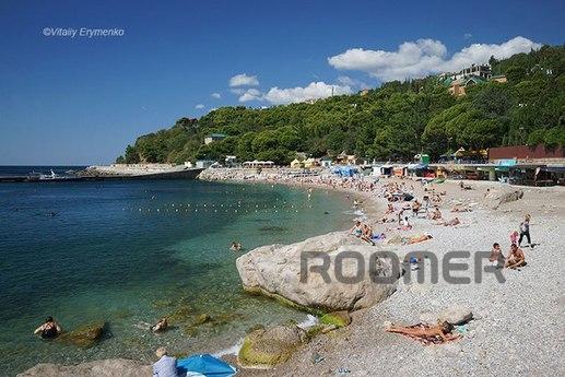 Detached house in Kastropol!, Yalta - apartment by the day